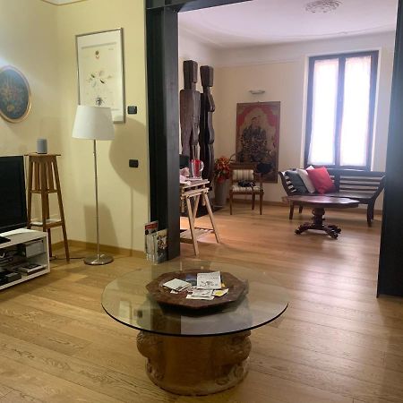 C-Rooms, Residenza Correggio Парма Екстериор снимка